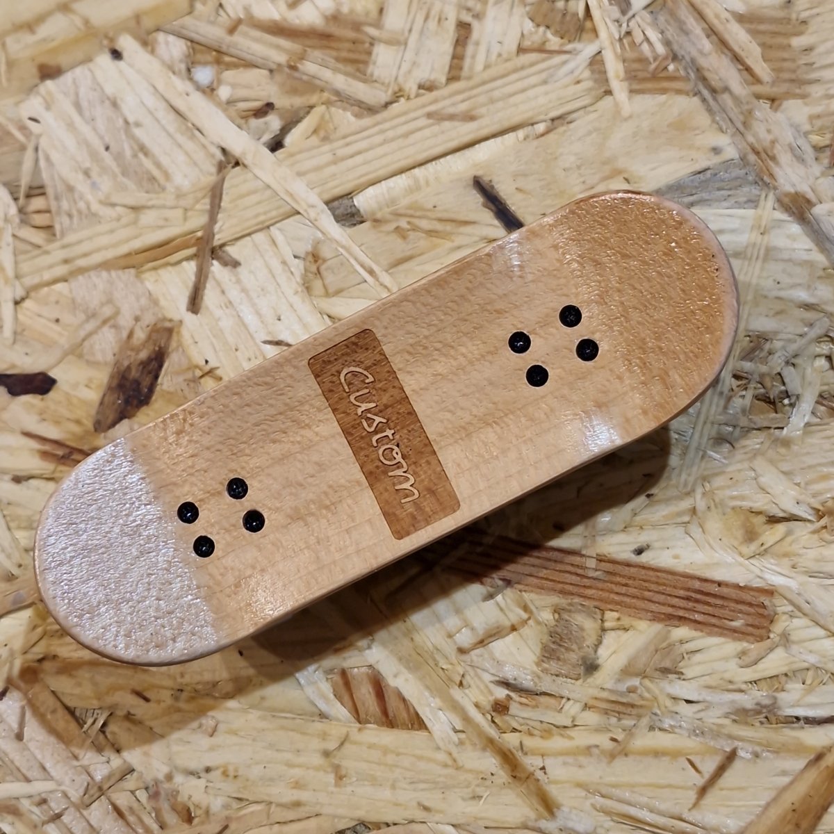 Custom Fingerboard Complete Pro Born Words 32mm - Fingerboard - Rollbrett Mission