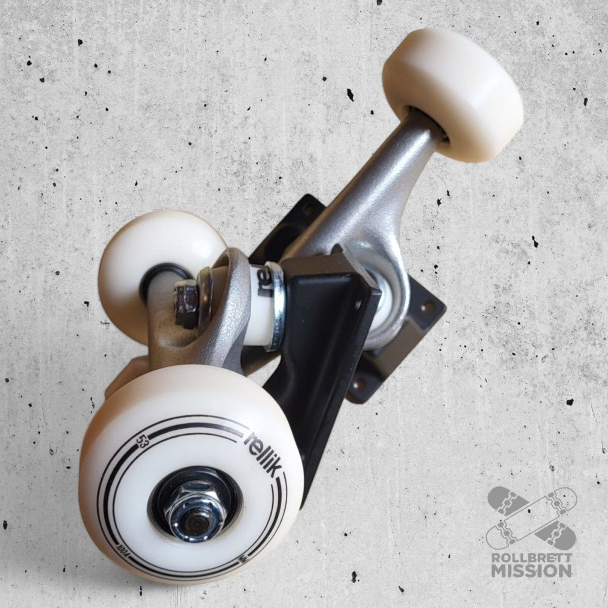 Rellik Trucks Complete Set black - silver - Skateboard - Teile - Rollbrett Mission