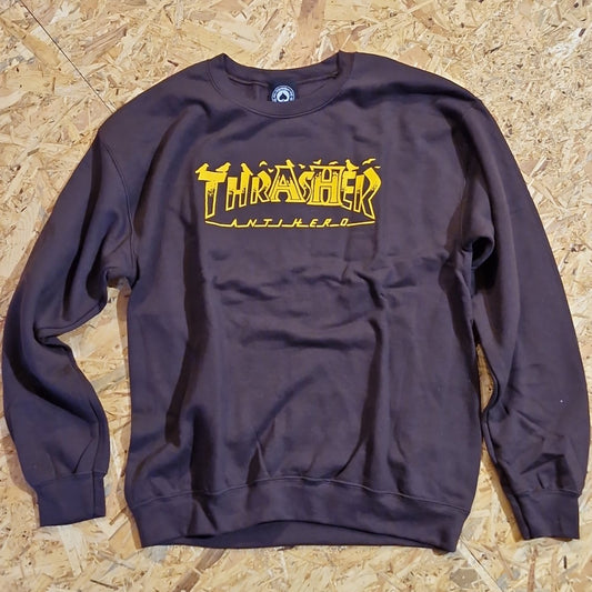 Thrasher Sweatshirt Anti Hero Pigeon Mag dark chocolate - Shirts & Tops - Rollbrett Mission